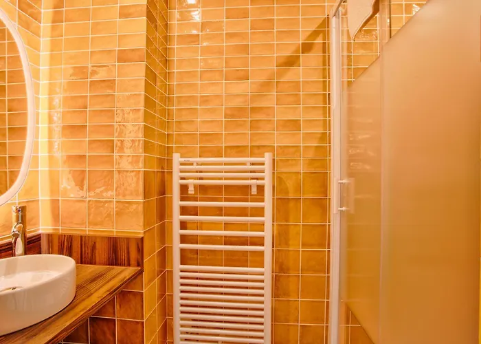 Annee 70 - Jacuzzi Et Balcon *